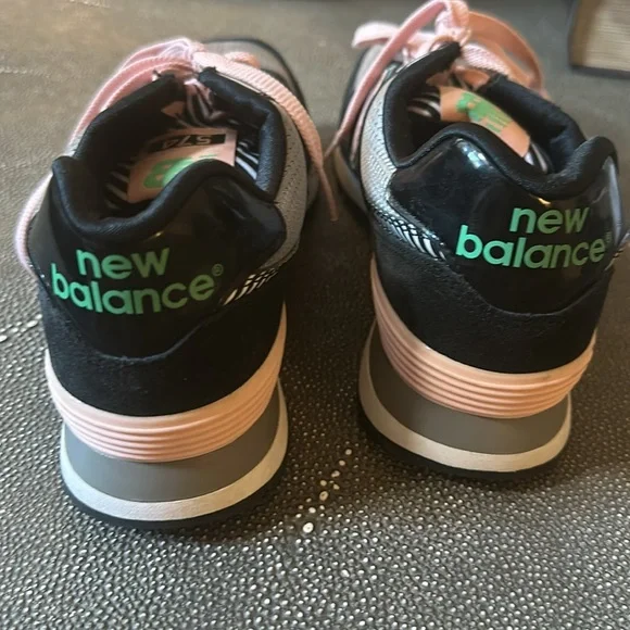 NWOT New Balance 574 Palm Springs - size 9 - Picture 3 of 13